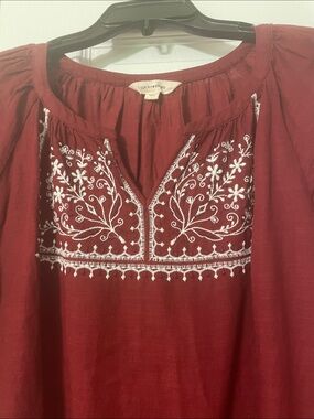 Lucky Brand Burgundy long sleeve top w/beautiful white embroidered v neck top